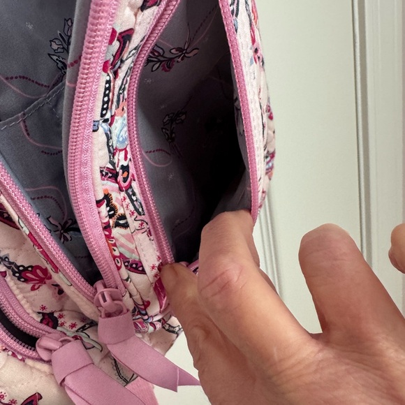 👜 Vera Bradley Mini Sling Backpack – Felicity Paisley Pink – NWOT - Picture 9 of 11